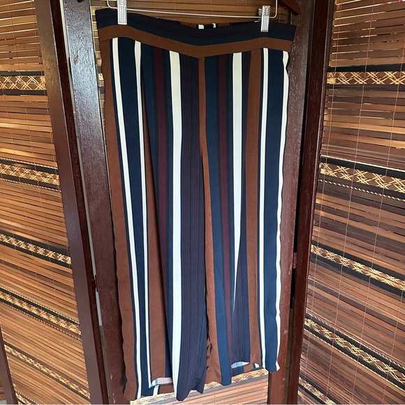 Cynthia Rowley Pants - 🌟3/$20🌟 Cynthia Rowley Womens 10 Wide Leg Crop Pants Striped Pull-On Pant